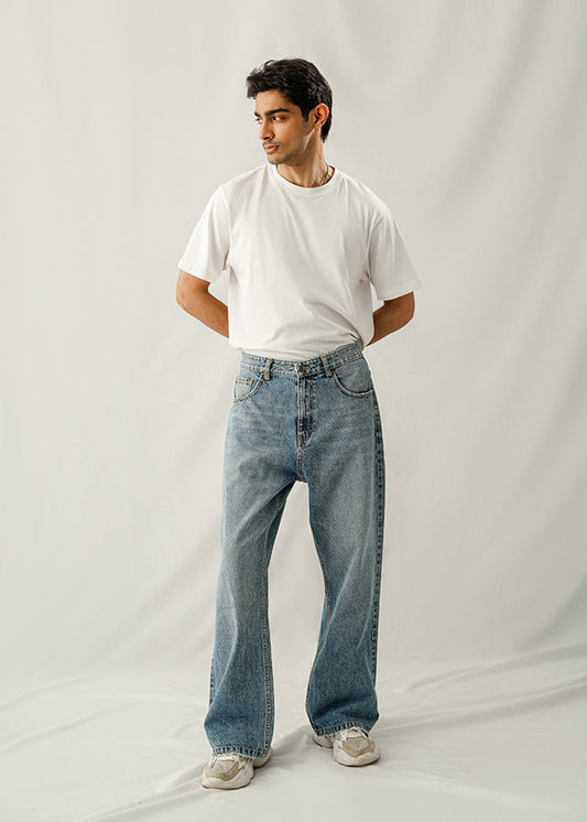 Loose Fit Baggy Jeans - Washed Out Blue