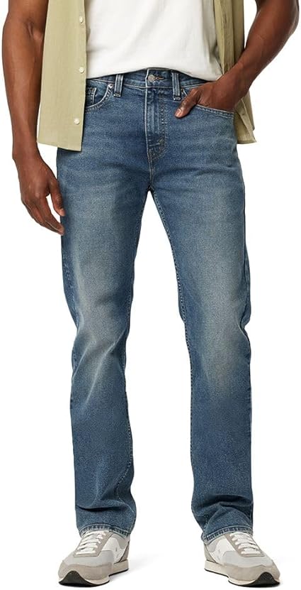 Levi's Strauss Signature (orignal denim) stretched straight & comfort-fit.