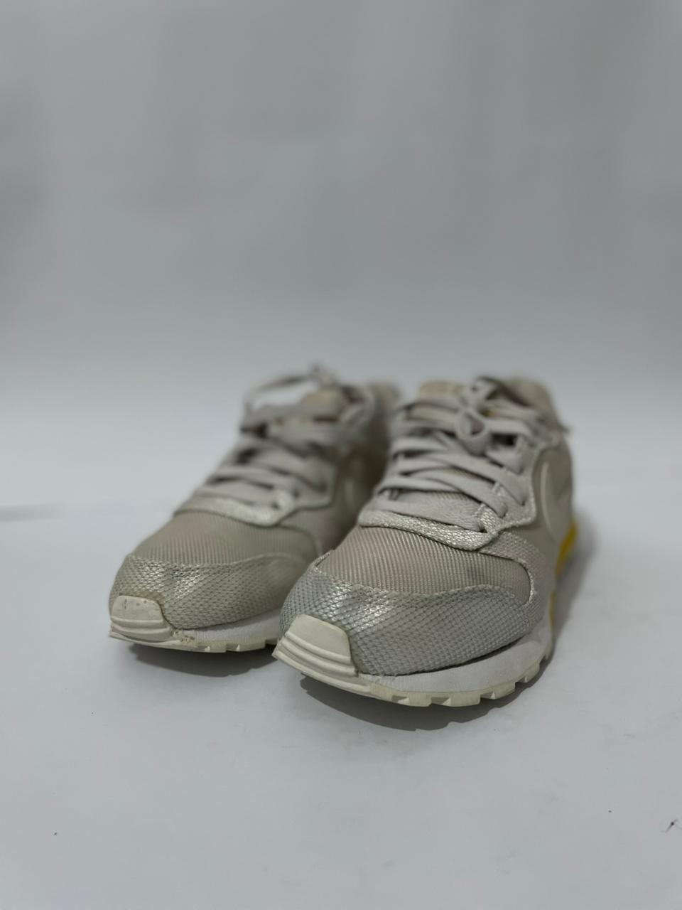 NIKE GREY  RUNNING SHOES