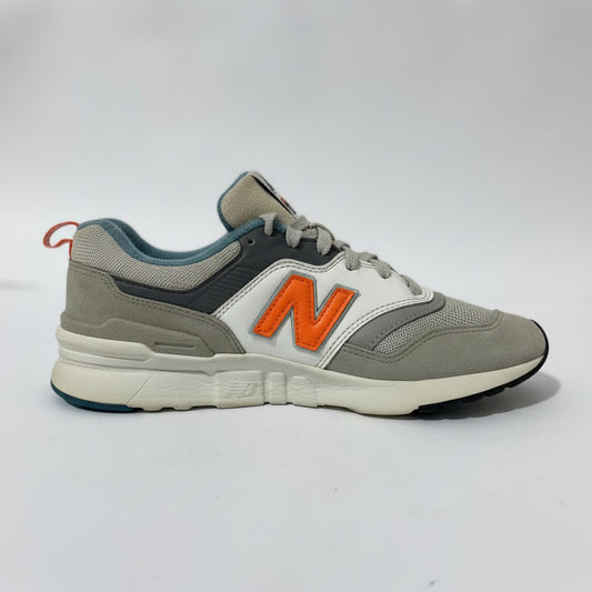 NEW BALANCE  GREY SNEAKER