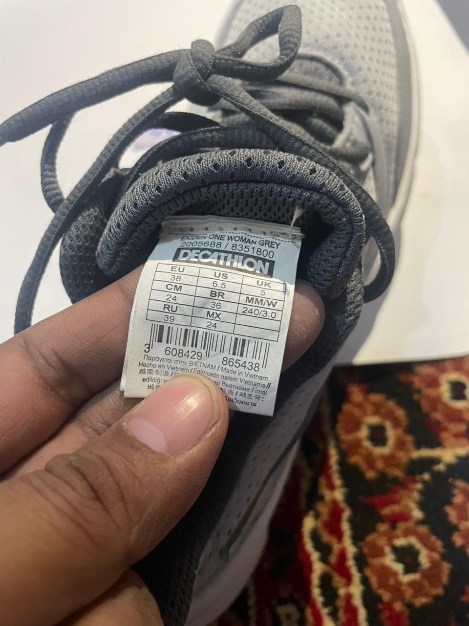 KALENJI GREY-WHITE RUNNING SHOES