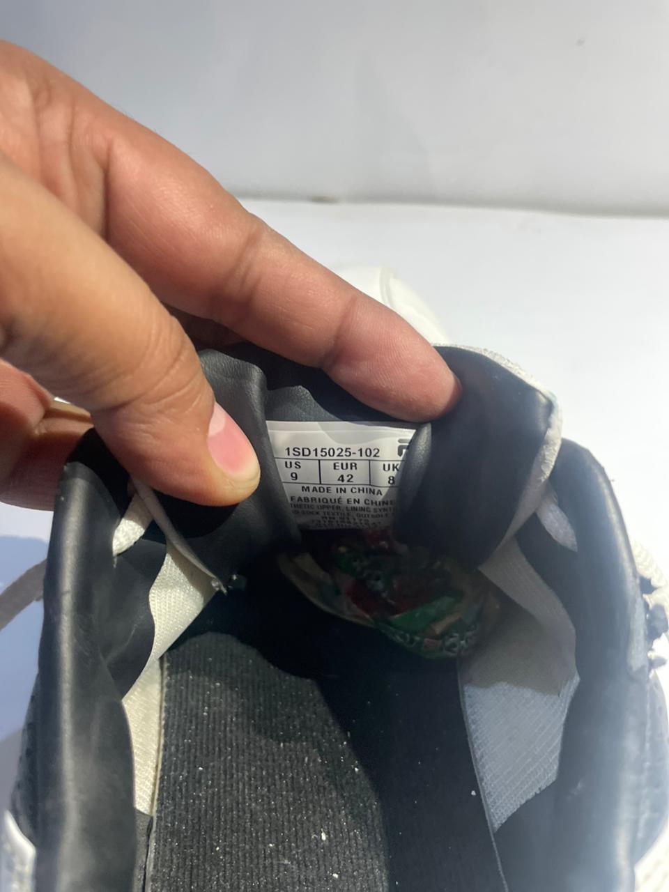 FILLA WHITE SNAEAKER