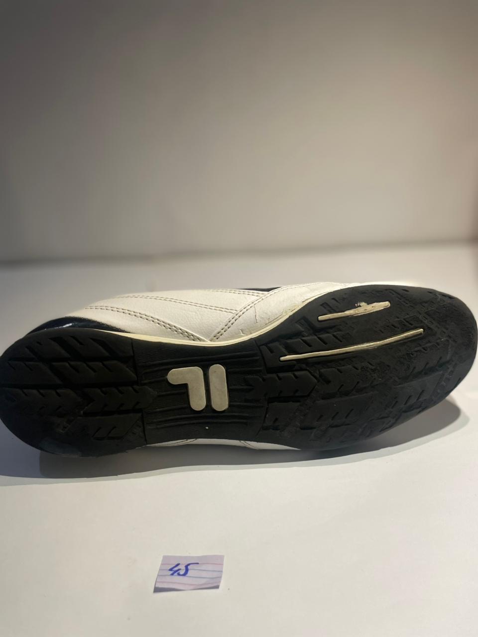 FILA WHITE BLACK SNEAKER