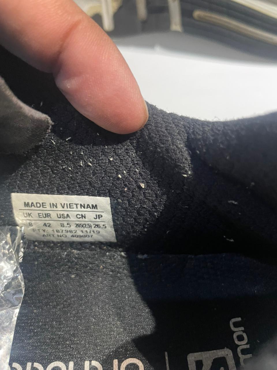 sonic green-white running shoes