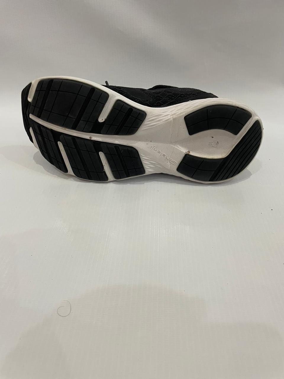 BLACK-WHITE RUNNING SHOES