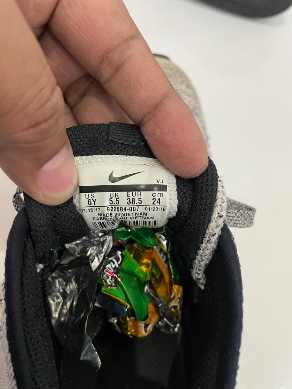 NIKE AIRMAX RUNNING SHOES