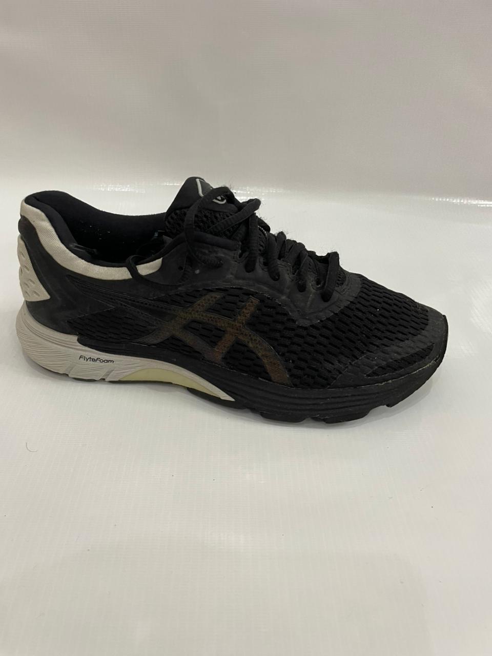 ASIC  BLACK  SNEAKER