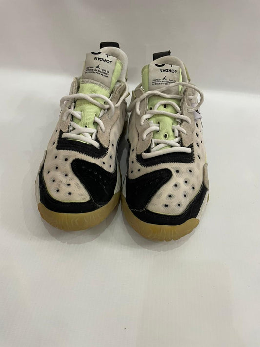 AIR JORDAN RUNNING SHOES