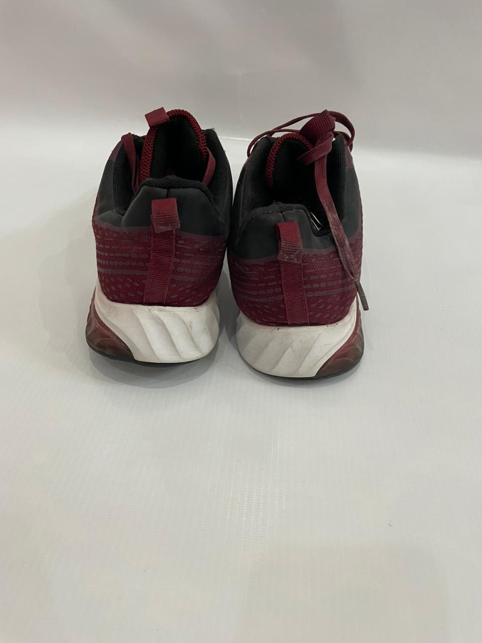 MAROON RUNNING SHOES