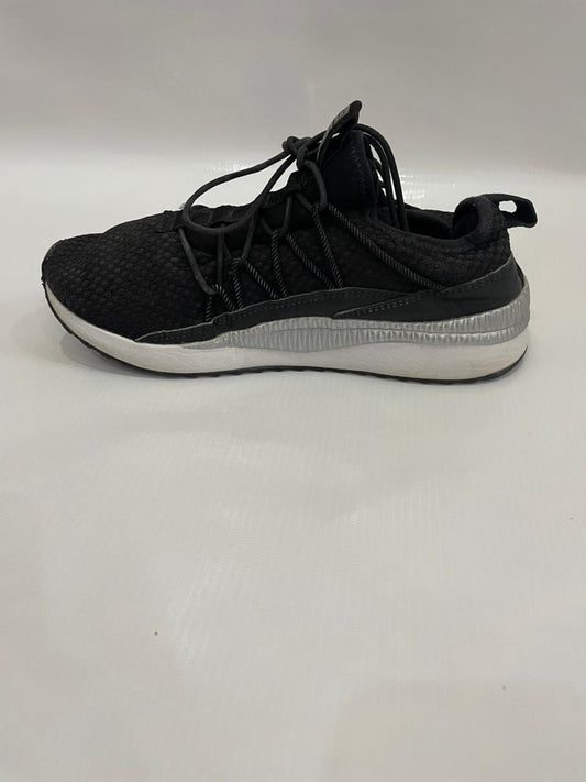 PUMA BLACK-WHITE RUNNING SHOES