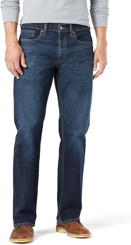 Levi's Strauss Signature (dk. blue) stretched straight & comfort-fit.